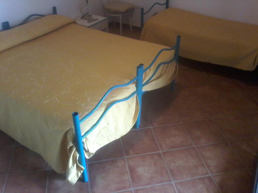 B&B Domo De Pedra Tottubella Bagian luar foto