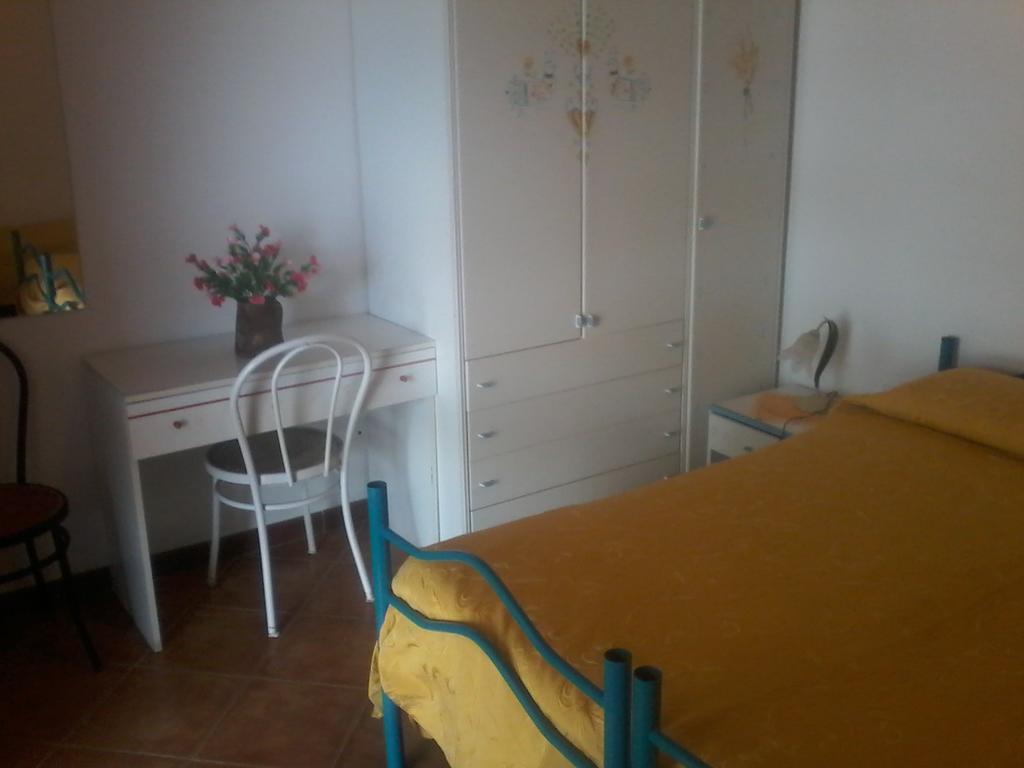 B&B Domo De Pedra Tottubella Bagian luar foto